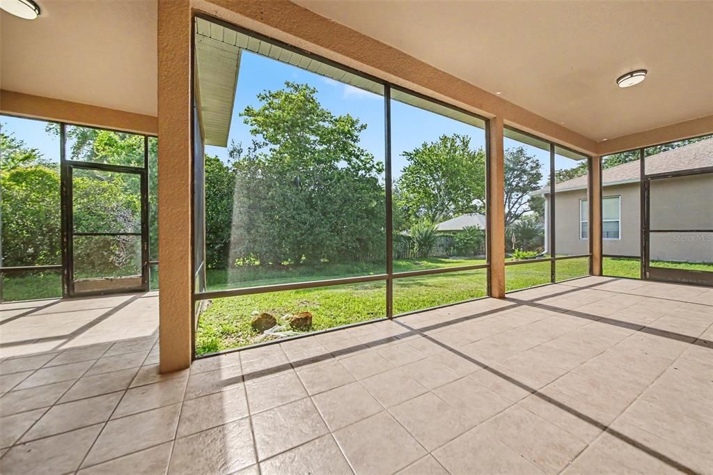 For Sale: $469,900 (4 beds, 2 baths, 2348 Square Feet)