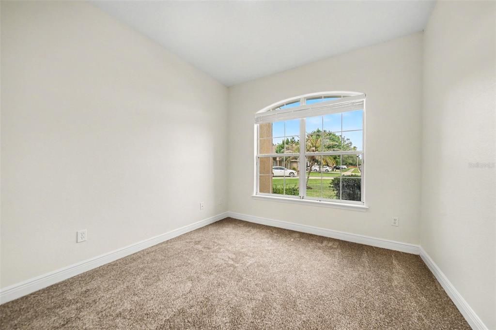 For Sale: $469,900 (4 beds, 2 baths, 2348 Square Feet)