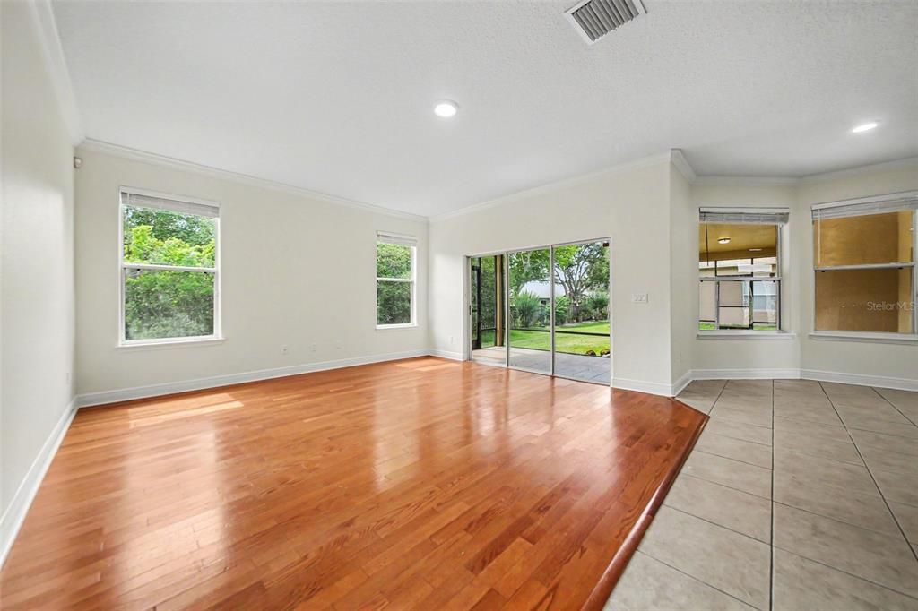 For Sale: $469,900 (4 beds, 2 baths, 2348 Square Feet)