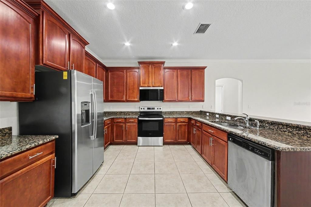 For Sale: $469,900 (4 beds, 2 baths, 2348 Square Feet)