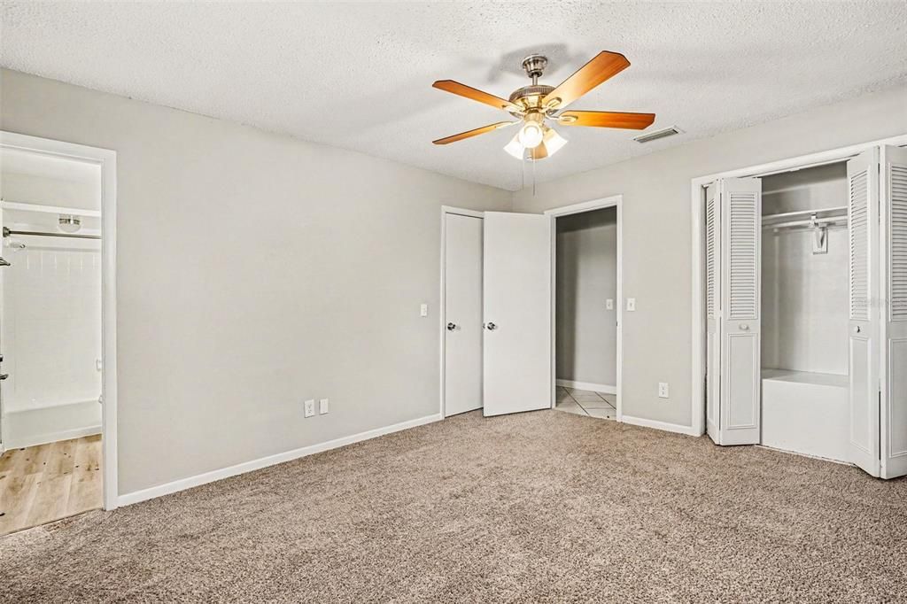 For Sale: $324,900 (3 beds, 2 baths, 1626 Square Feet)
