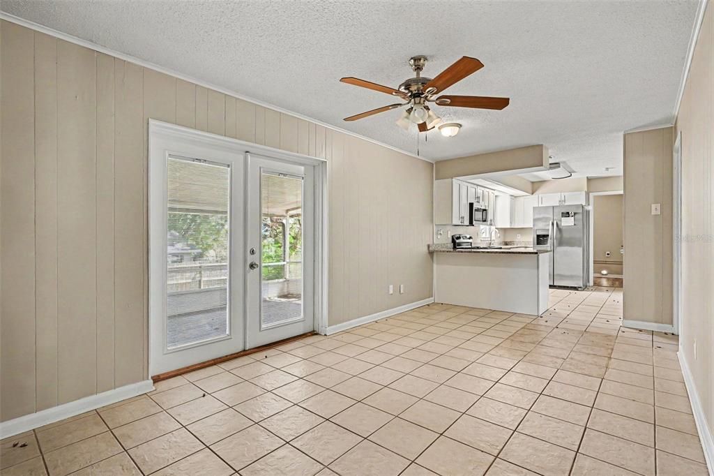 For Sale: $324,900 (3 beds, 2 baths, 1626 Square Feet)
