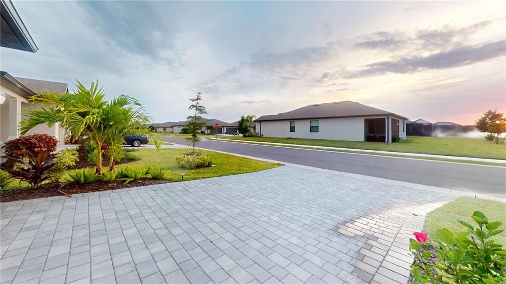 For Rent: $2,800 (3 beds, 3 baths, 2198 Square Feet)