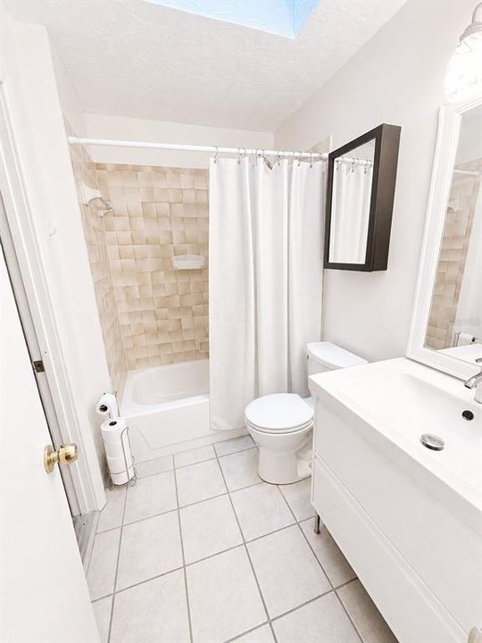For Sale: $296,500 (3 beds, 2 baths, 1160 Square Feet)