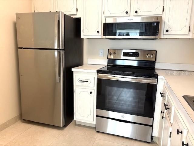 For Rent: $1,575 (1 beds, 1 baths, 800 Square Feet)