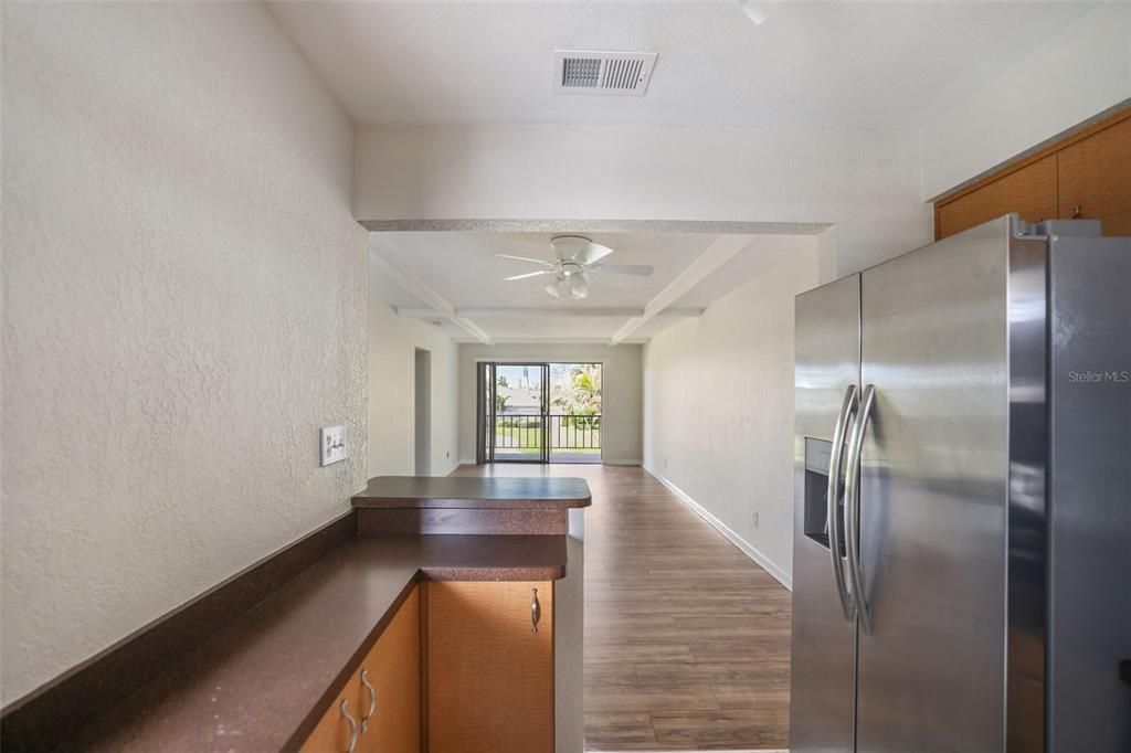 В аренду: $1,600 (1 спален, 1 ванн, 760 Квадратных фут)