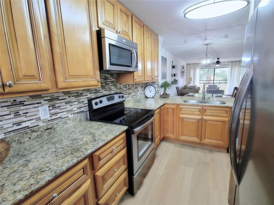 En Venta: $410,400 (2 camas, 2 baños, 1040 Pies cuadrados)