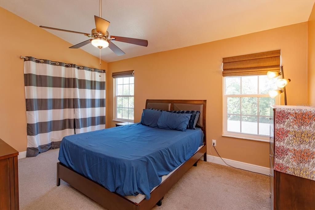Active With Contract: $289,000 (2 beds, 2 baths, 1350 Square Feet)
