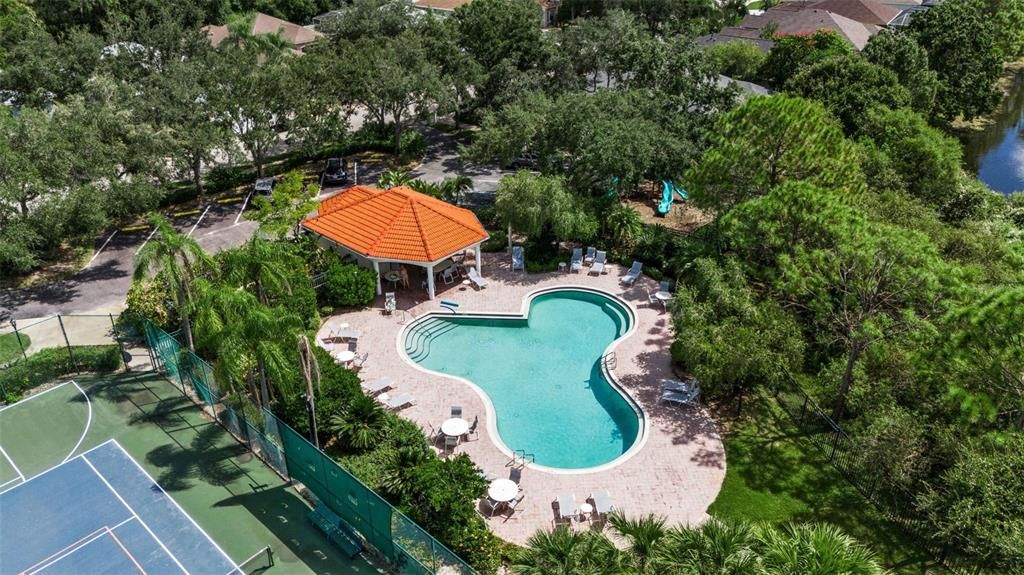 Activo con contrato: $505,000 (3 camas, 2 baños, 2082 Pies cuadrados)