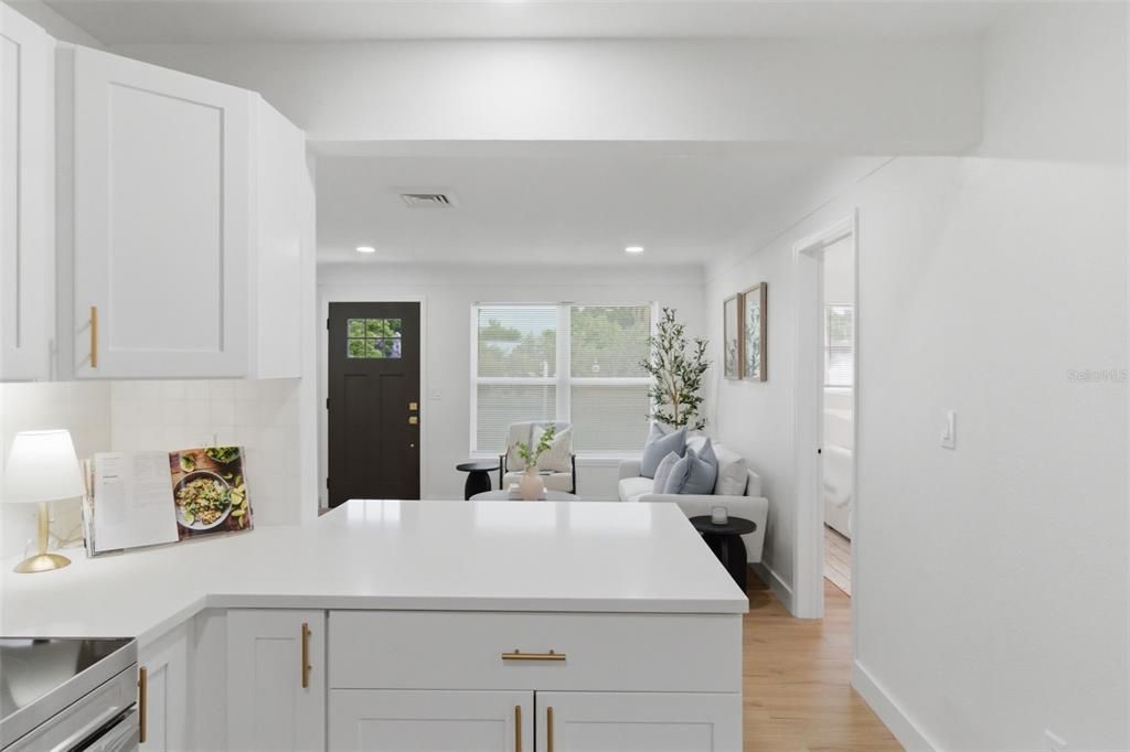 Activo con contrato: $329,900 (3 camas, 1 baños, 1192 Pies cuadrados)