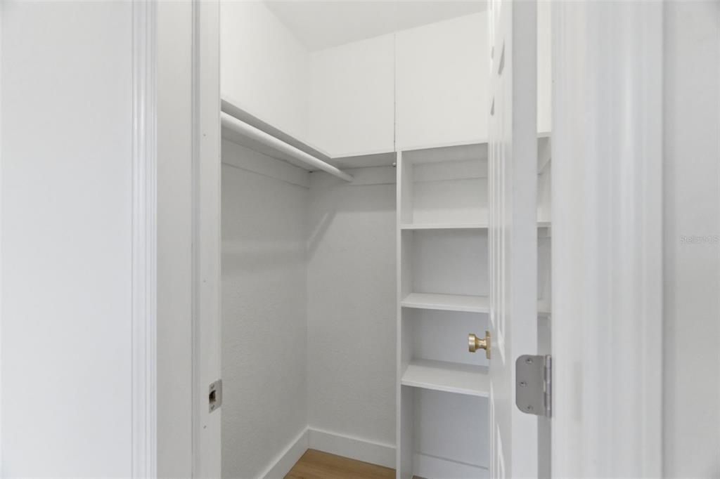 Activo con contrato: $329,900 (3 camas, 1 baños, 1192 Pies cuadrados)