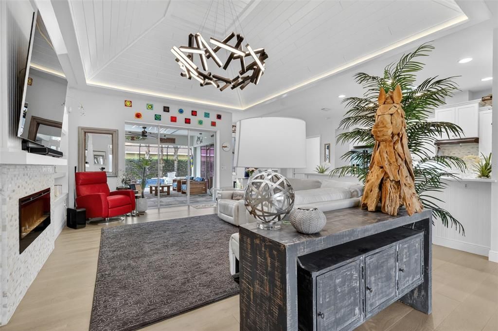 Activo con contrato: $665,000 (3 camas, 2 baños, 2598 Pies cuadrados)