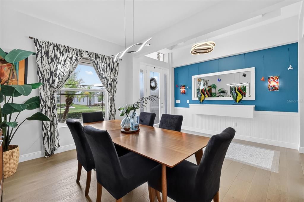 Activo con contrato: $665,000 (3 camas, 2 baños, 2598 Pies cuadrados)