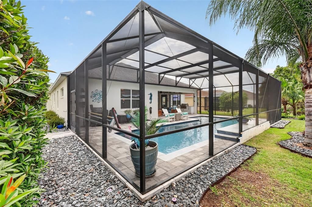 Activo con contrato: $665,000 (3 camas, 2 baños, 2598 Pies cuadrados)