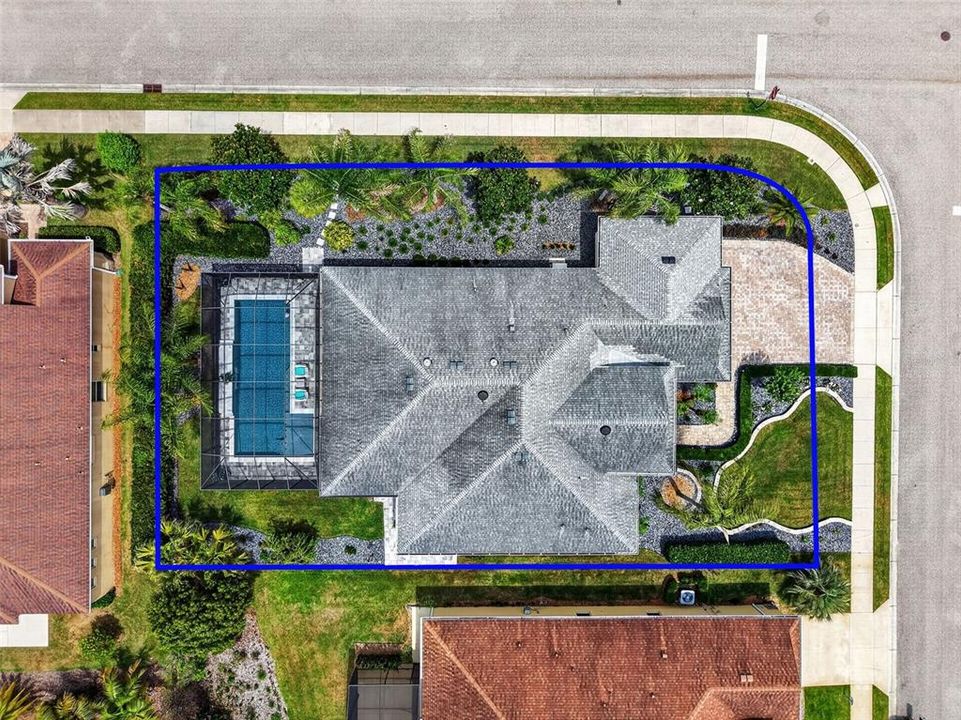 Activo con contrato: $665,000 (3 camas, 2 baños, 2598 Pies cuadrados)