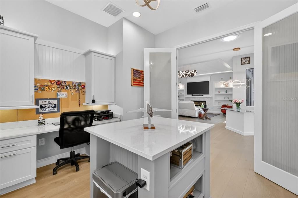 Activo con contrato: $665,000 (3 camas, 2 baños, 2598 Pies cuadrados)
