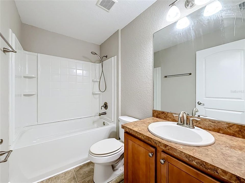 For Sale: $289,900 (4 beds, 2 baths, 1775 Square Feet)