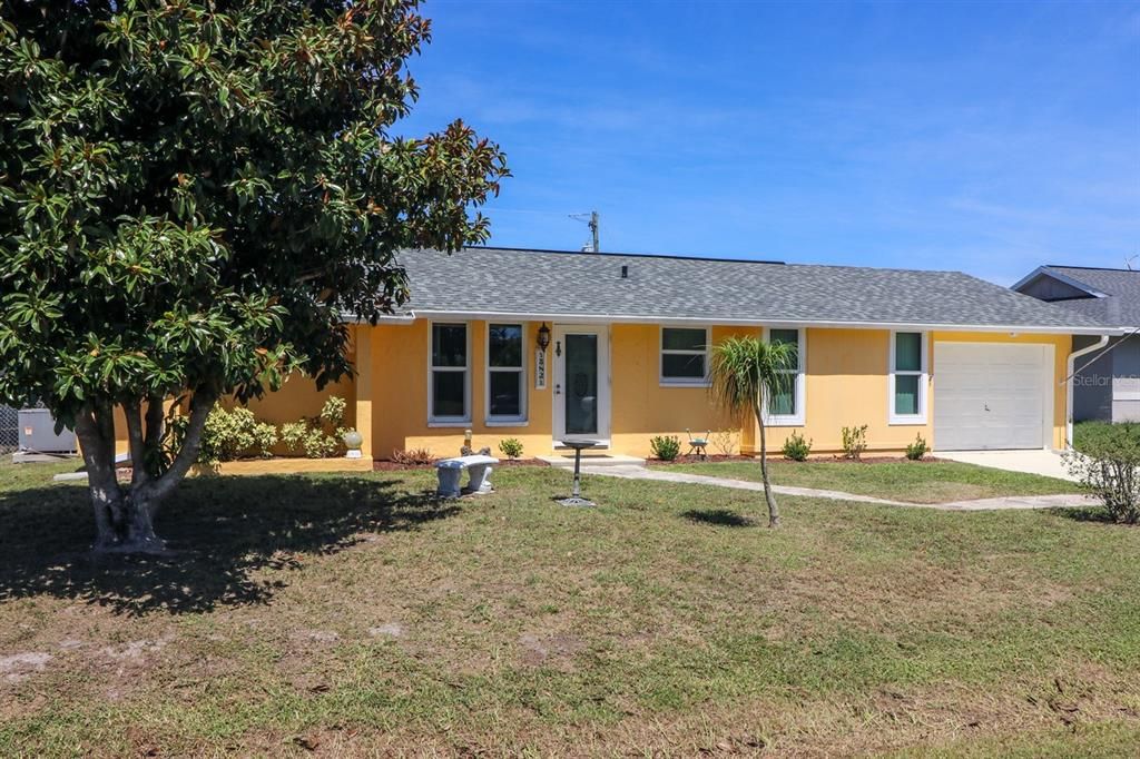 For Sale: $197,000 (2 beds, 2 baths, 1284 Square Feet)
