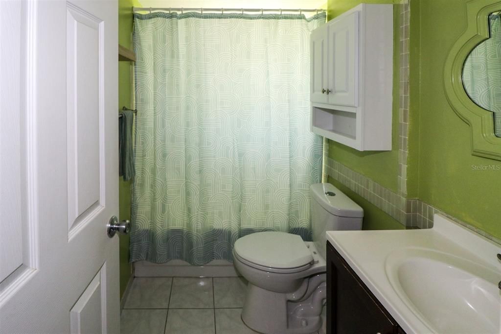 For Sale: $197,000 (2 beds, 2 baths, 1284 Square Feet)