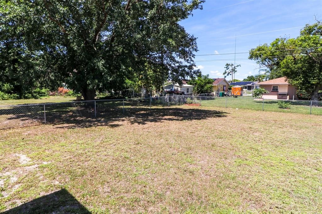 For Sale: $197,000 (2 beds, 2 baths, 1284 Square Feet)