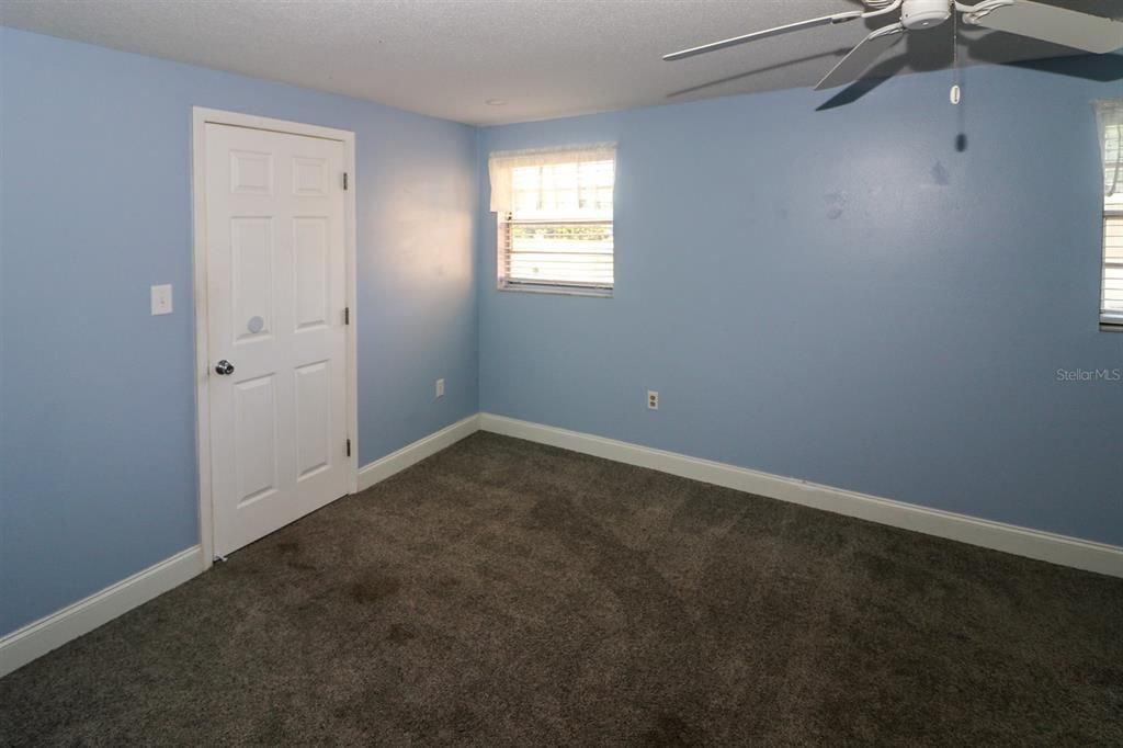 For Sale: $197,000 (2 beds, 2 baths, 1284 Square Feet)