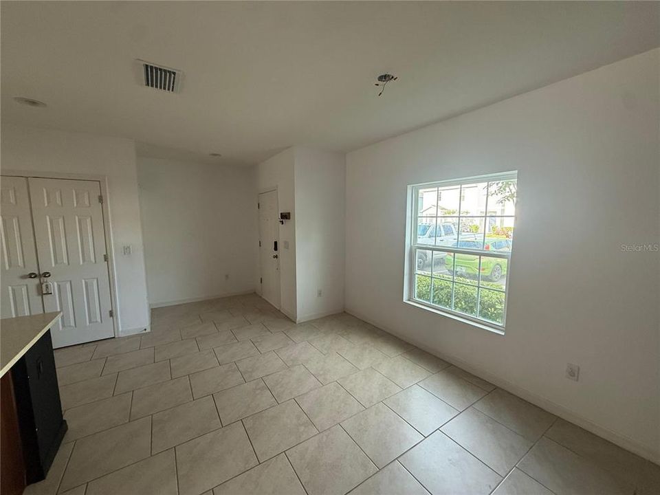 For Sale: $310,000 (3 beds, 2 baths, 1651 Square Feet)