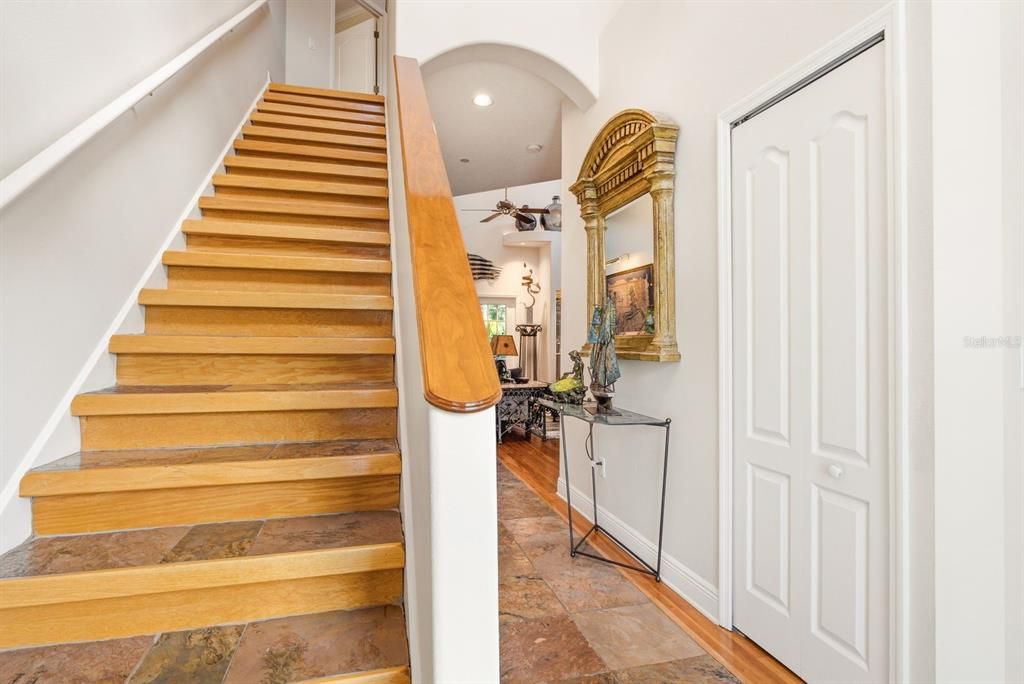 For Sale: $649,000 (3 beds, 3 baths, 1928 Square Feet)