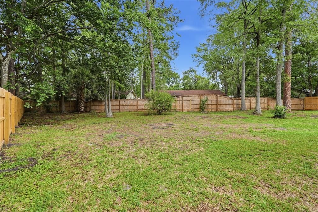 Active With Contract: $289,900 (3 beds, 2 baths, 1388 Square Feet)