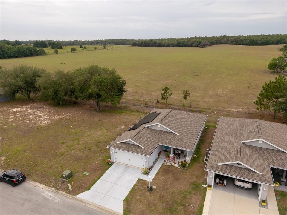 For Sale: $300,000 (3 beds, 2 baths, 1260 Square Feet)