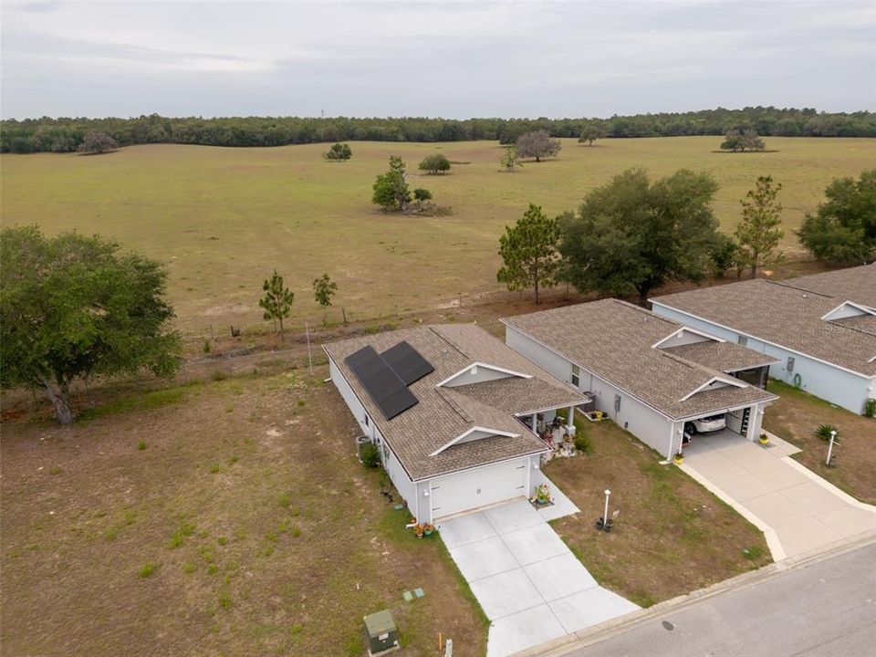 For Sale: $300,000 (3 beds, 2 baths, 1260 Square Feet)
