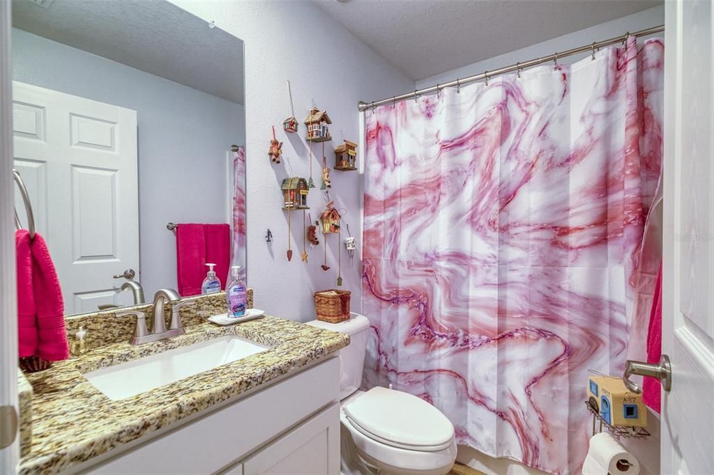 For Sale: $300,000 (3 beds, 2 baths, 1260 Square Feet)