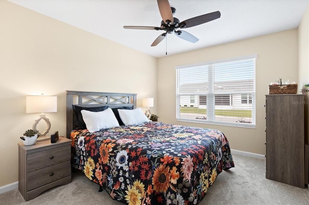 Под контрактом: $380,000 (3 спален, 2 ванн, 1527 Квадратных фут)