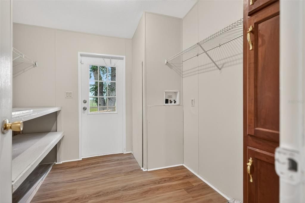 For Sale: $219,000 (3 beds, 2 baths, 1890 Square Feet)