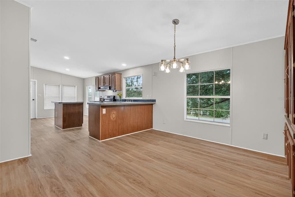 For Sale: $219,000 (3 beds, 2 baths, 1890 Square Feet)