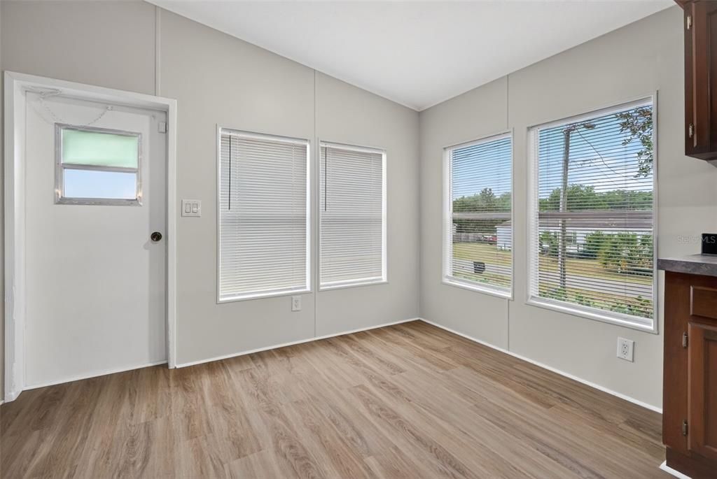For Sale: $219,000 (3 beds, 2 baths, 1890 Square Feet)