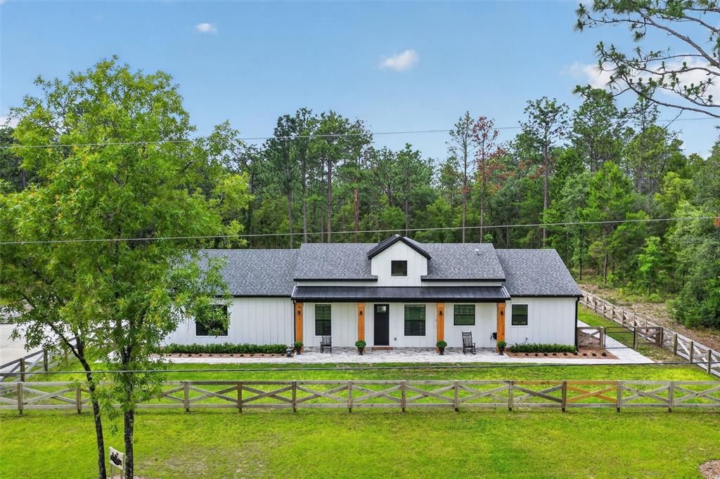 На продажу: $699,900 (3 спален, 2 ванн, 1801 Квадратных фут)