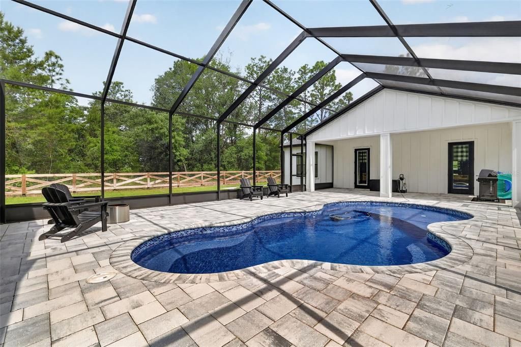 На продажу: $699,900 (3 спален, 2 ванн, 1801 Квадратных фут)