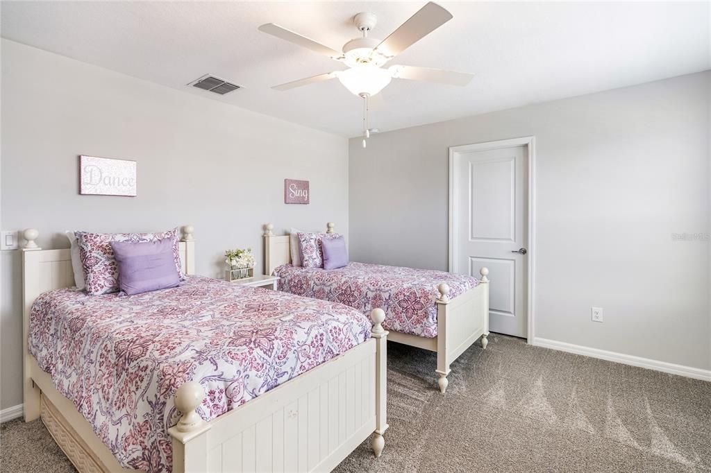 En Renta: $3,400 (5 camas, 3 baños, 2861 Pies cuadrados)