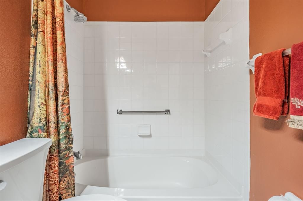 En Venta: $349,000 (2 camas, 2 baños, 1913 Pies cuadrados)