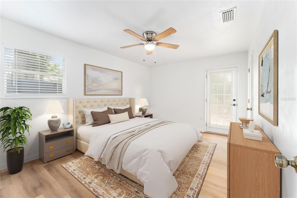 For Sale: $300,000 (2 beds, 2 baths, 1062 Square Feet)