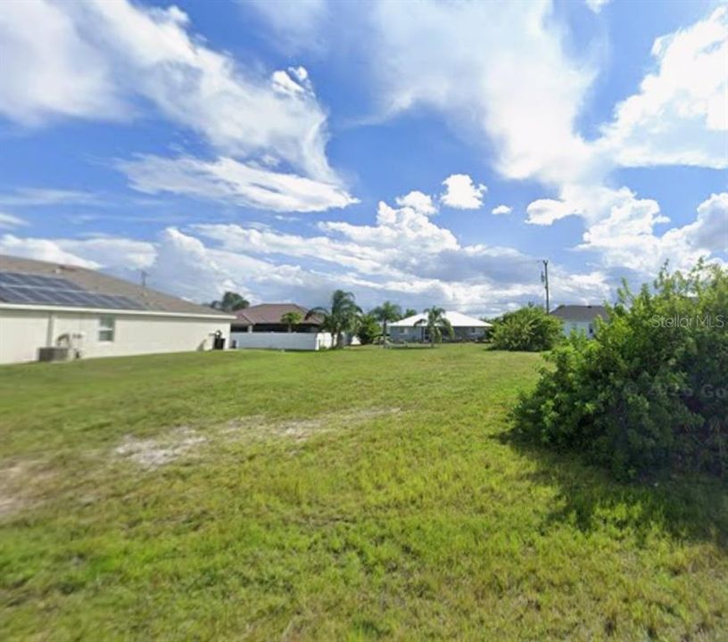 待售: $45,000 (0.23 acres)