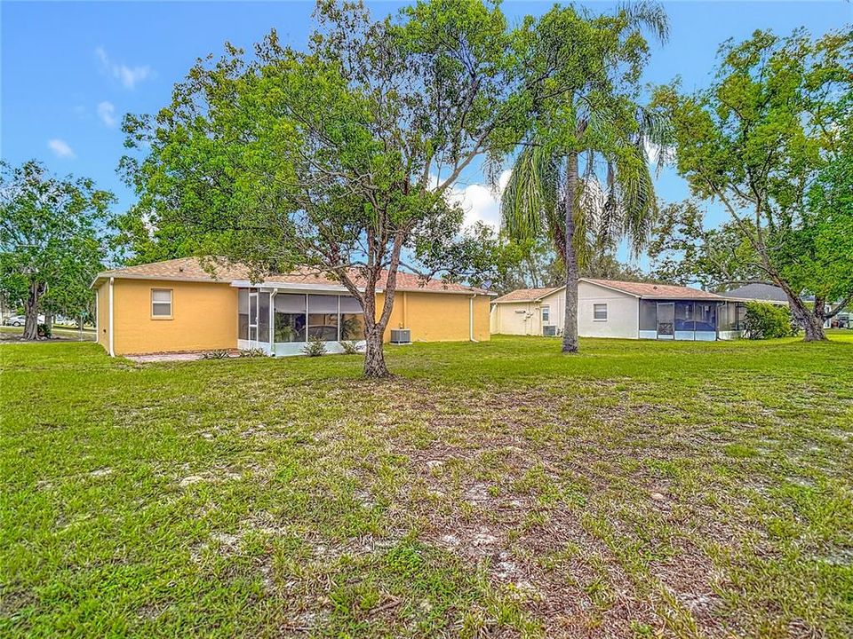En Venta: $234,500 (2 camas, 2 baños, 924 Pies cuadrados)