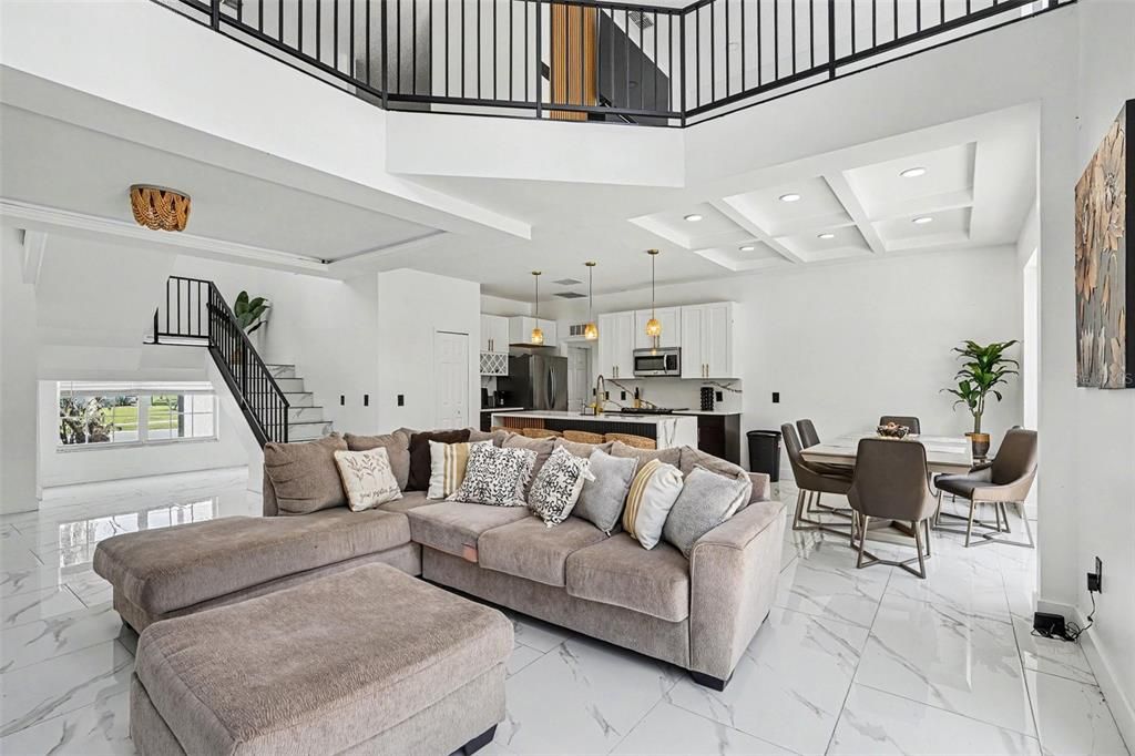 For Sale: $499,900 (6 beds, 3 baths, 2658 Square Feet)