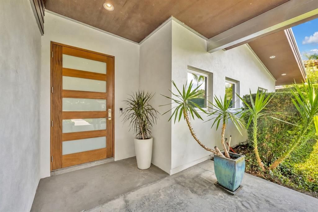 For Sale: $1,650,000 (3 beds, 4 baths, 2467 Square Feet)