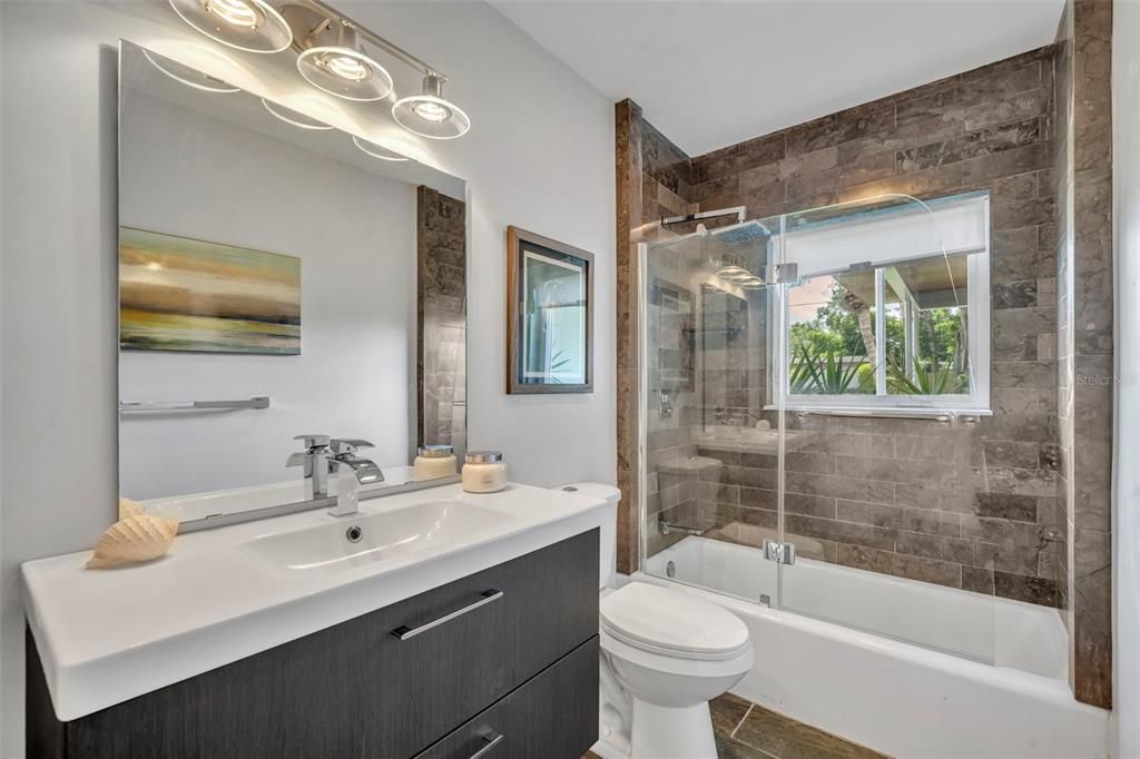 For Sale: $1,650,000 (3 beds, 4 baths, 2467 Square Feet)