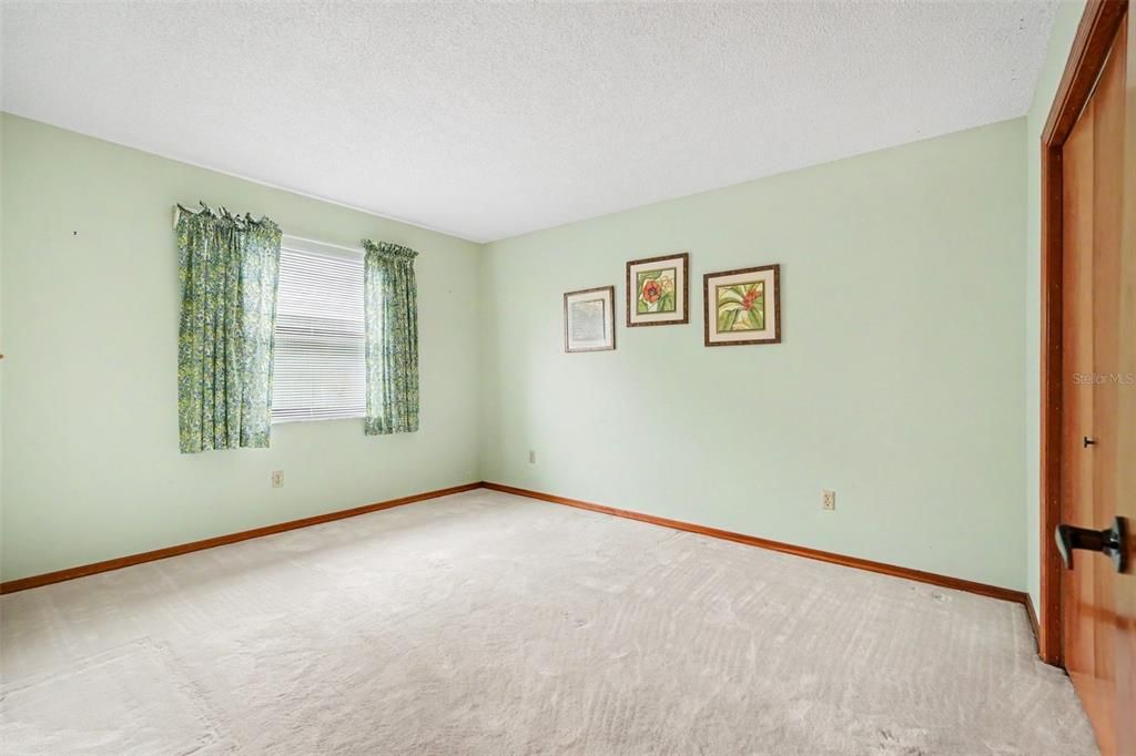 En Venta: $290,000 (3 camas, 2 baños, 2277 Pies cuadrados)