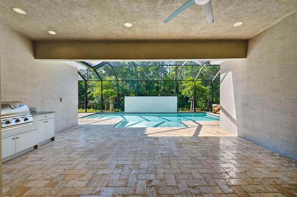 For Sale: $899,900 (3 beds, 2 baths, 2434 Square Feet)
