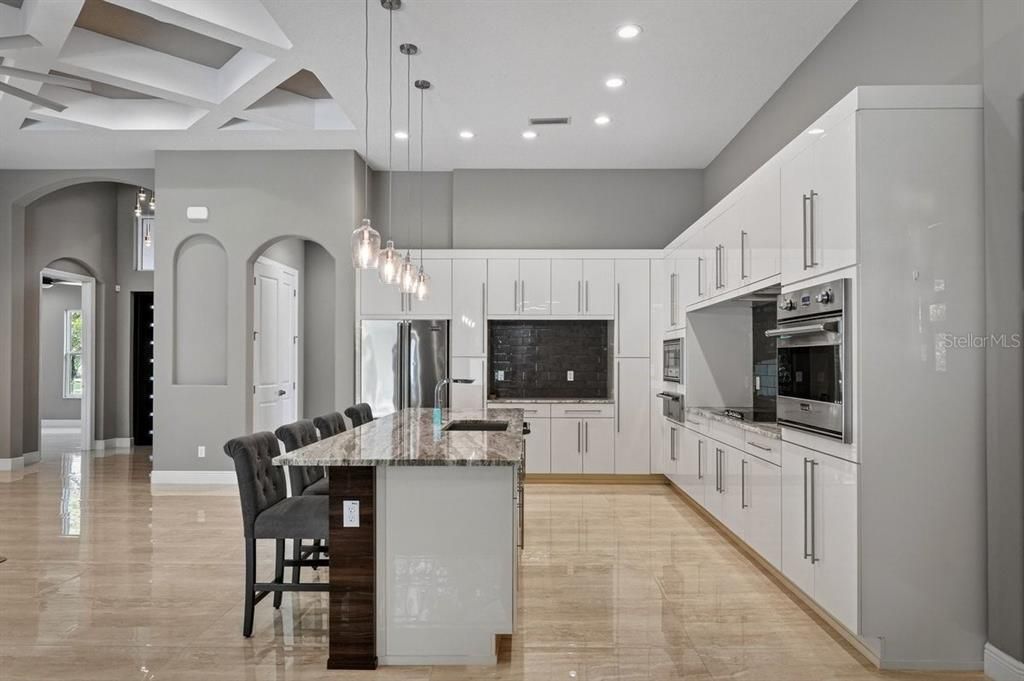 For Sale: $899,900 (3 beds, 2 baths, 2434 Square Feet)