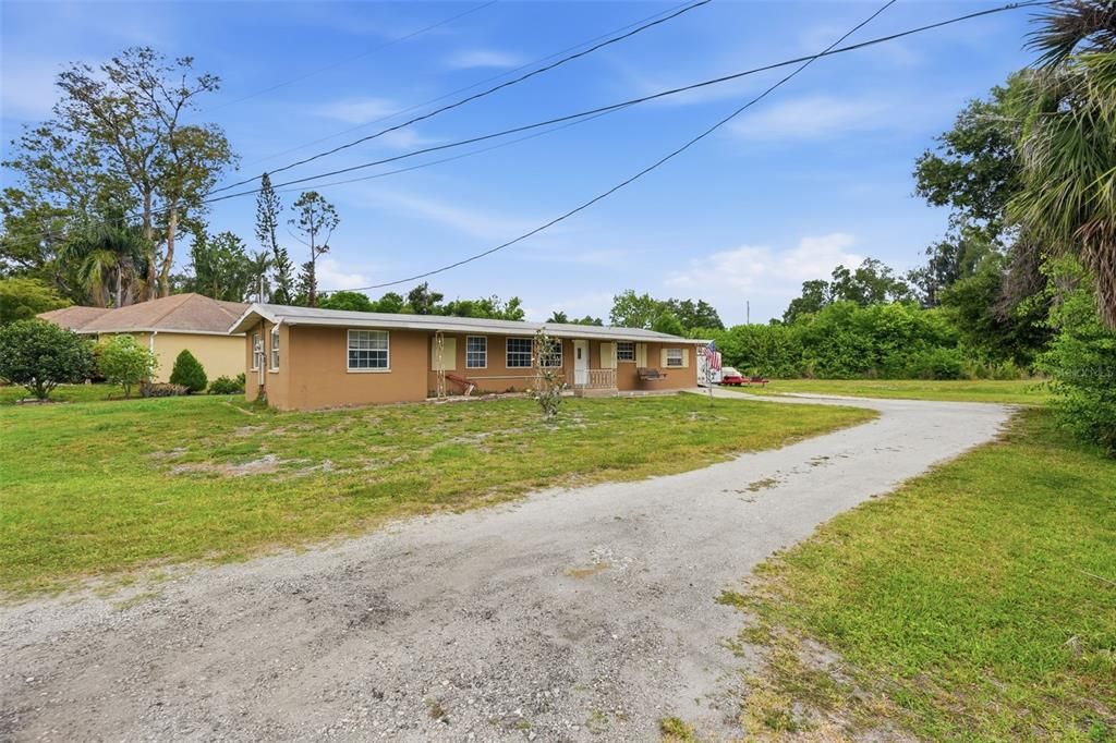 На продажу: $279,000 (3 спален, 1 ванн, 1767 Квадратных фут)