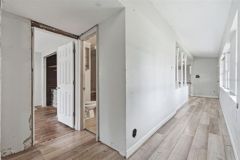 На продажу: $279,000 (3 спален, 1 ванн, 1767 Квадратных фут)